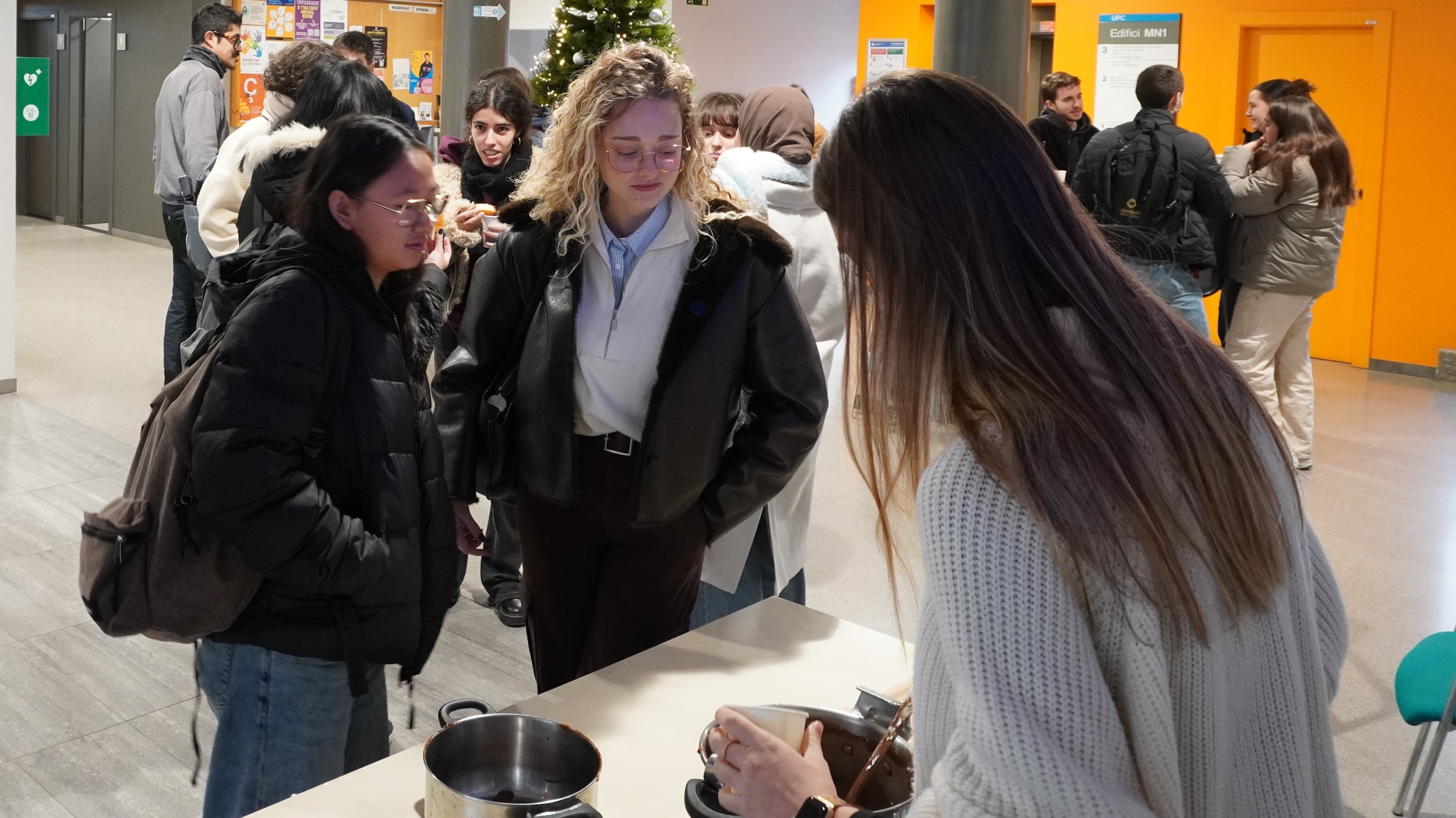 Santa Bàrbara Frontpage